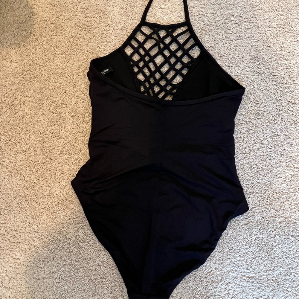 Black one piece bathing suit - Picture 4 of 5